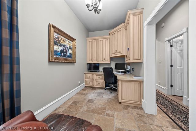 3201 Leigh's Hollow Lane, Fort Smith, AR 72903