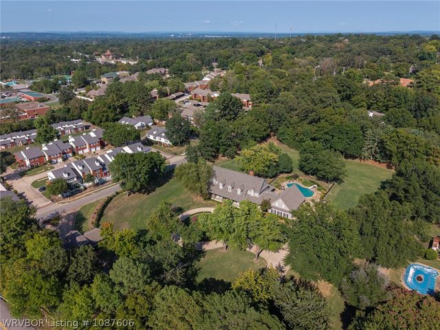 3201 Leigh's Hollow Lane, Fort Smith, AR 72903