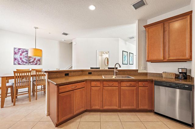 185 Indian Creek Parkway 101, Jupiter, FL 33458
