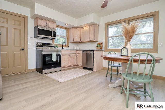 7117 Lexington Avenue, Lincoln, NE 68505