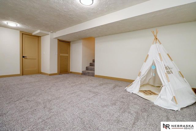 7117 Lexington Avenue, Lincoln, NE 68505