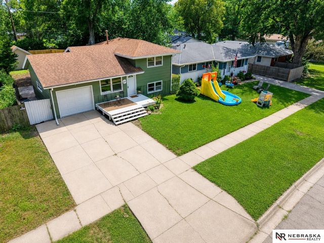 7117 Lexington Avenue, Lincoln, NE 68505