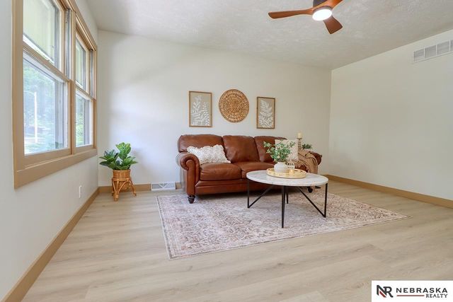 7117 Lexington Avenue, Lincoln, NE 68505