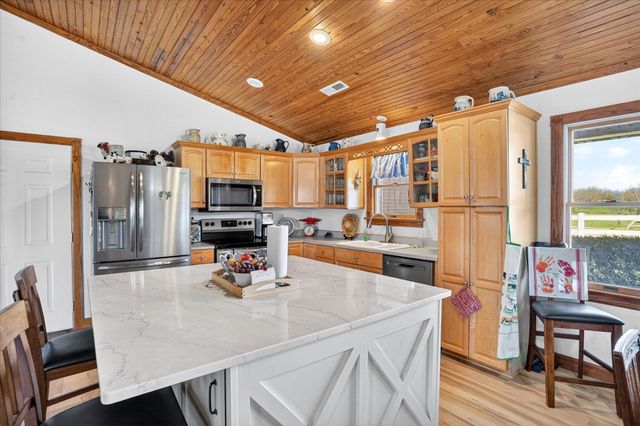 8896 State Route Zz, West Plains, MO 65775