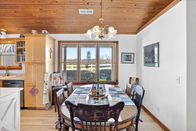 8896 State Route Zz, West Plains, MO 65775