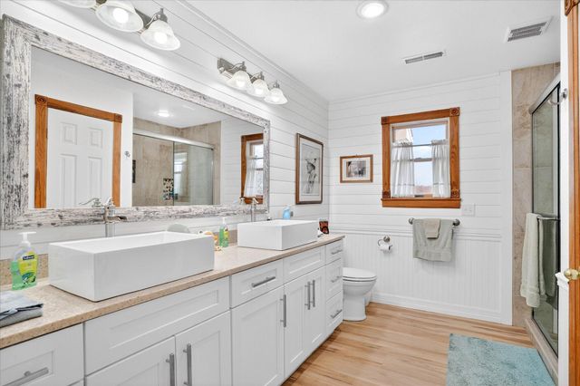 8896 State Route Zz, West Plains, MO 65775