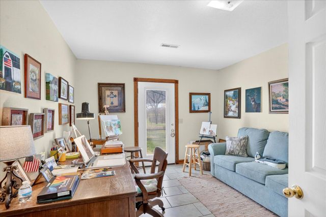 8896 State Route Zz, West Plains, MO 65775