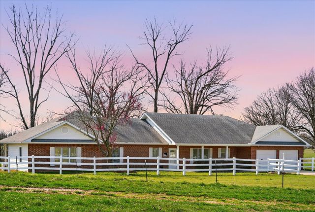 8896 State Route Zz, West Plains, MO 65775