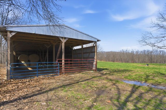 8896 State Route Zz, West Plains, MO 65775