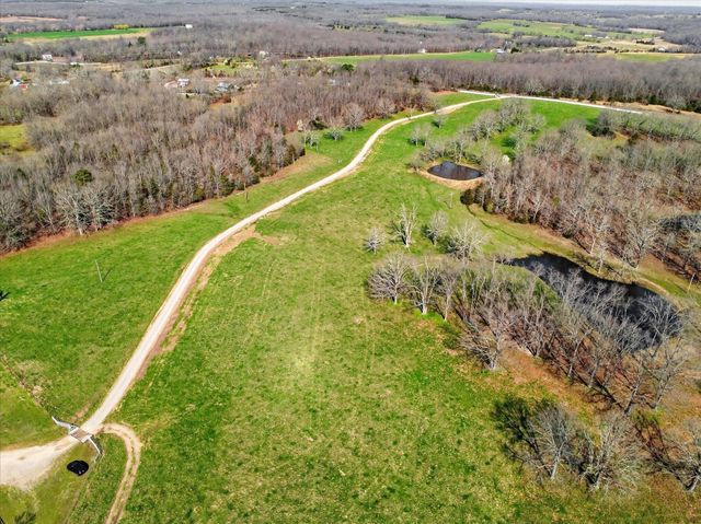 8896 State Route Zz, West Plains, MO 65775