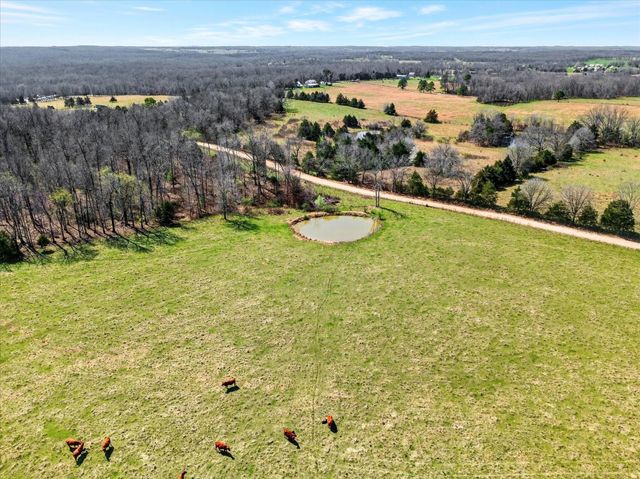 8896 State Route Zz, West Plains, MO 65775