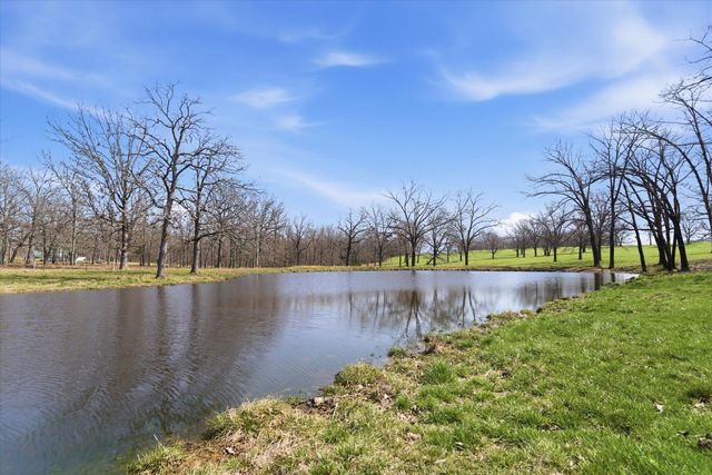 8896 State Route Zz, West Plains, MO 65775