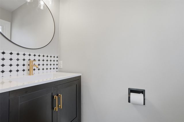 351 Koser Avenue, Iowa City, IA 52246