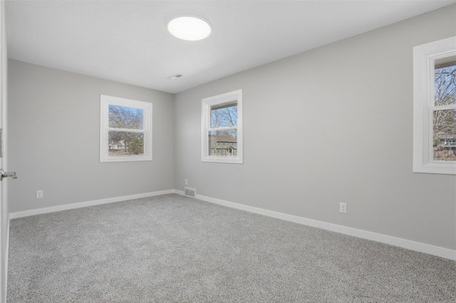 351 Koser Avenue, Iowa City, IA 52246