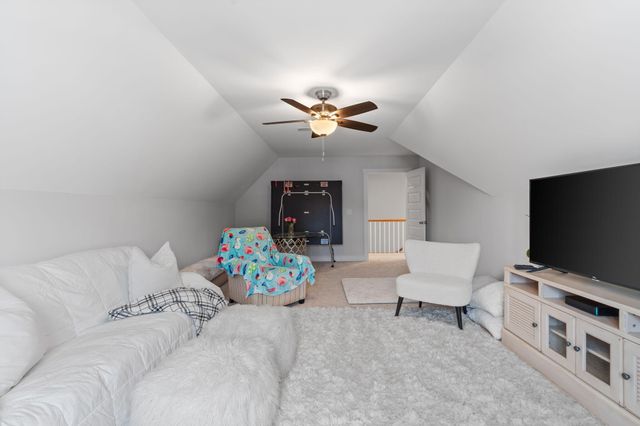 8897 Silver Maple Drive, Ooltewah, TN 37363