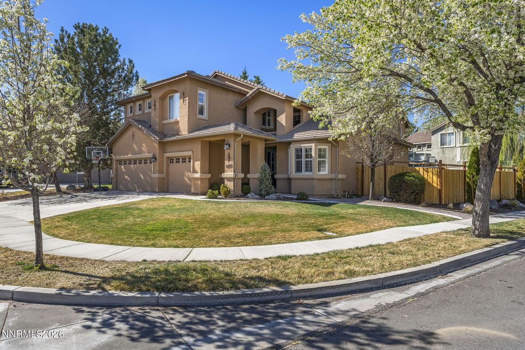 6899 Cinnamon Drive, Sparks, NV 89436