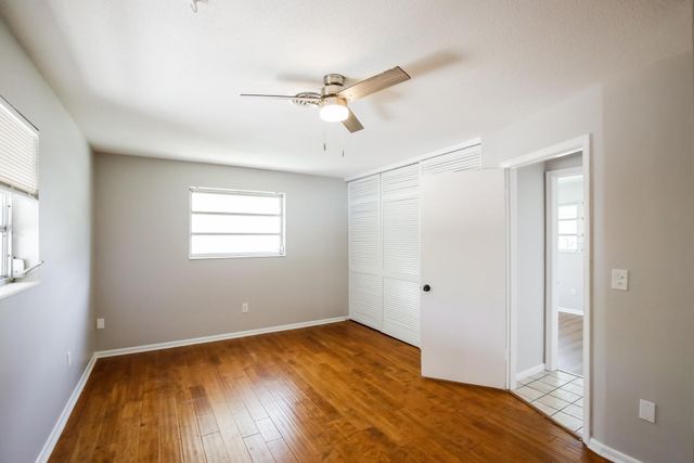 2607 Bahia Rd, West Palm Beach, FL 33406