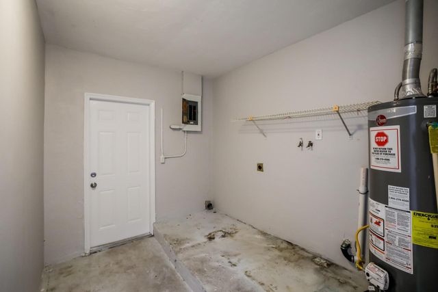 2607 Bahia Rd, West Palm Beach, FL 33406