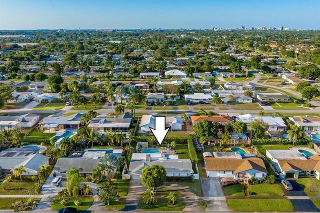 2607 Bahia Rd, West Palm Beach, FL 33406