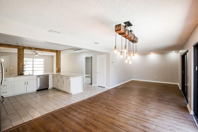 2607 Bahia Rd, West Palm Beach, FL 33406