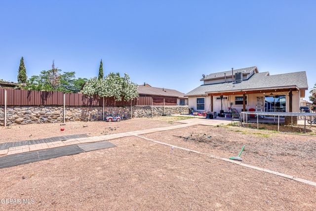 3813 TIERRA FIJI Lane, El Paso, TX 79938