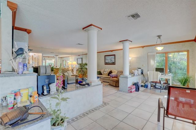 305 S Riverside Drive, Pompano Beach, FL 33062