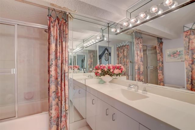 305 S Riverside Drive, Pompano Beach, FL 33062