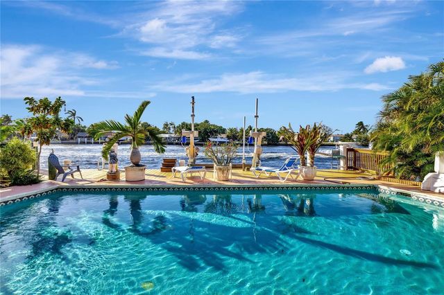 305 S Riverside Drive, Pompano Beach, FL 33062