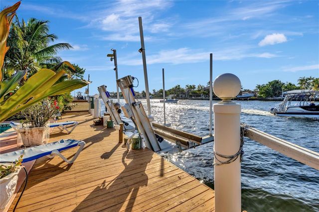 305 S Riverside Drive, Pompano Beach, FL 33062