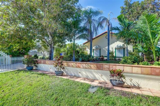 305 S Riverside Drive, Pompano Beach, FL 33062