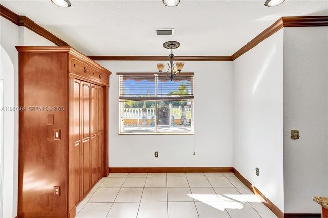 876 SW 155th Ct, Miami, FL 33194