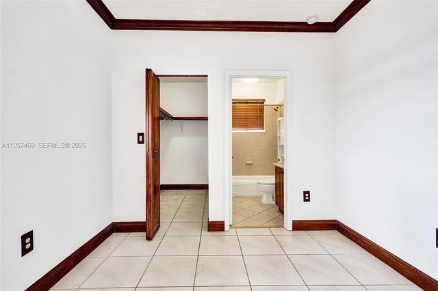 876 SW 155th Ct, Miami, FL 33194