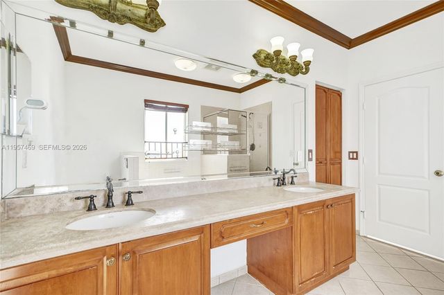 876 SW 155th Ct, Miami, FL 33194