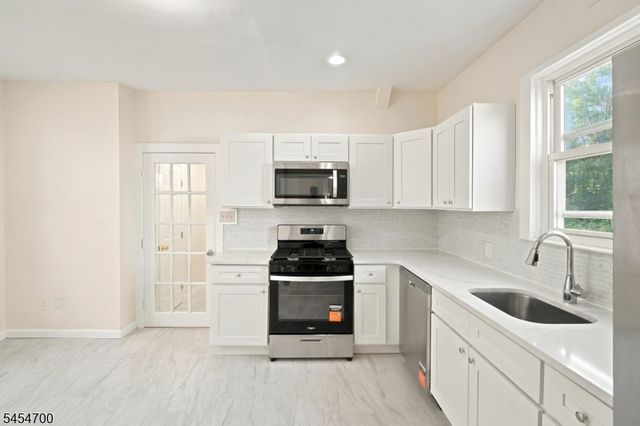 359 S 18Th St, Newark City, NJ 07103