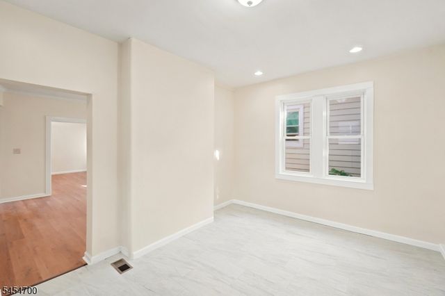 359 S 18Th St, Newark City, NJ 07103