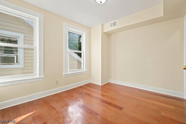 359 S 18Th St, Newark City, NJ 07103