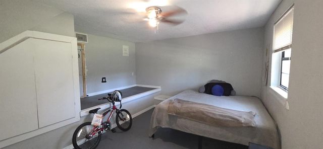 4322 CASAURINA ROAD, Lady Lake, FL 32159