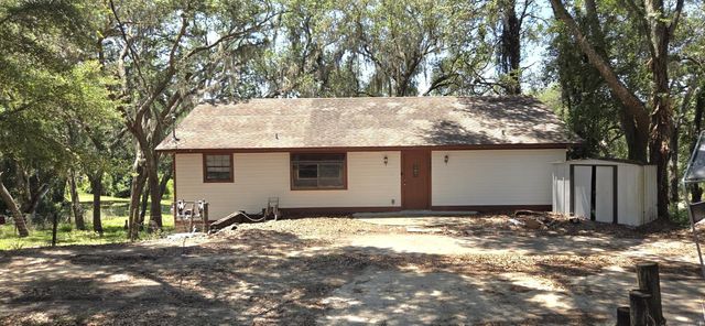 4322 CASAURINA ROAD, Lady Lake, FL 32159
