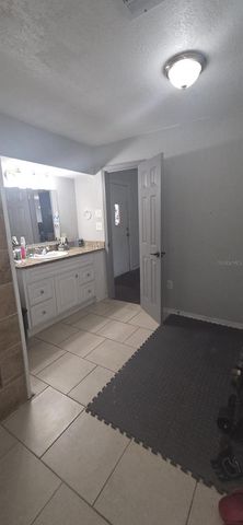 4322 CASAURINA ROAD, Lady Lake, FL 32159