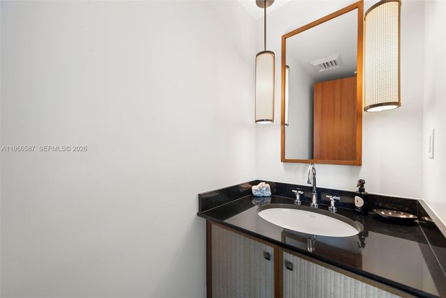 101 20th St 3105, Miami Beach, FL 33139