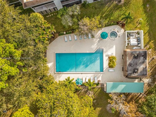 7653 NW 79th Ave 109, Tamarac, FL 33321