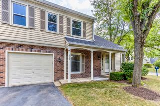601 COLLEGE Crossing, Rolling Meadows, IL 60008