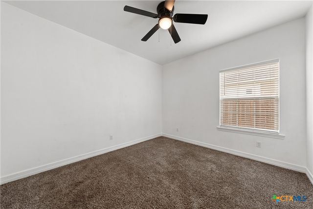 501 Avenue A, Moody, TX 76557