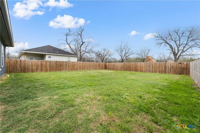 501 Avenue A, Moody, TX 76557