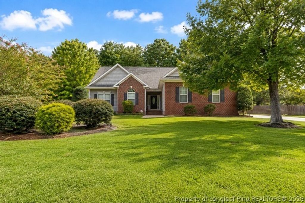 1670 Pristine Lane, Hope Mills, NC 28348 — exterior