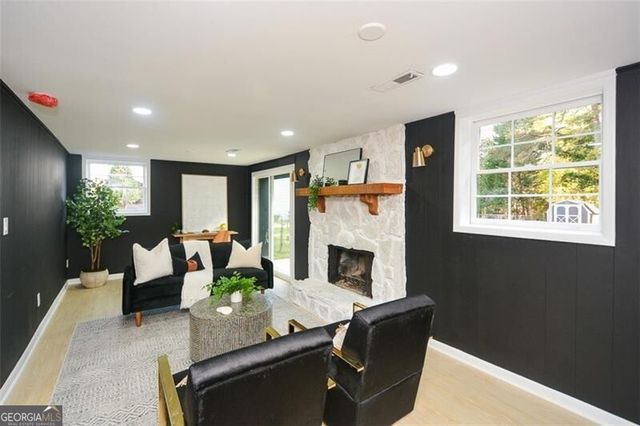 689 Concord Road SW, Smyrna, GA 30082