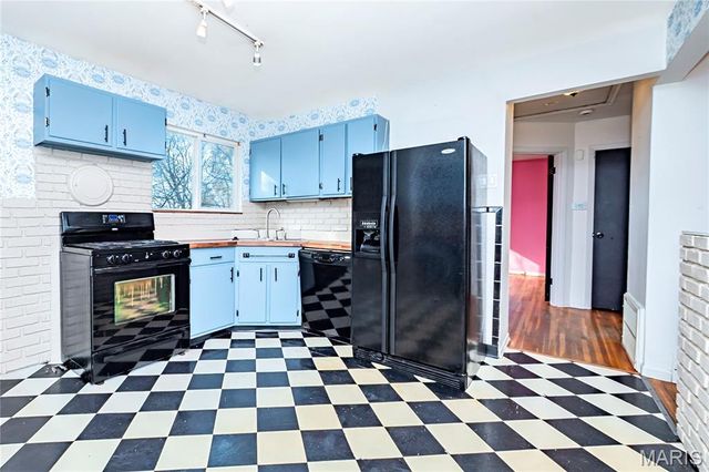 9518 Cote Brilliante Avenue, St Louis, MO 63114