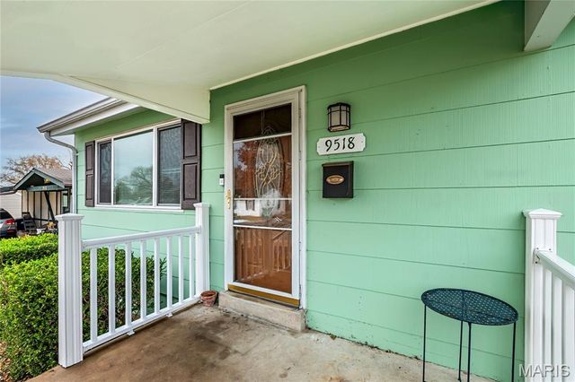 9518 Cote Brilliante Avenue, St Louis, MO 63114