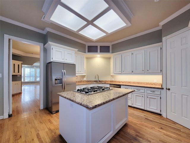 6304 Pickens Street B, Houston, TX 77007