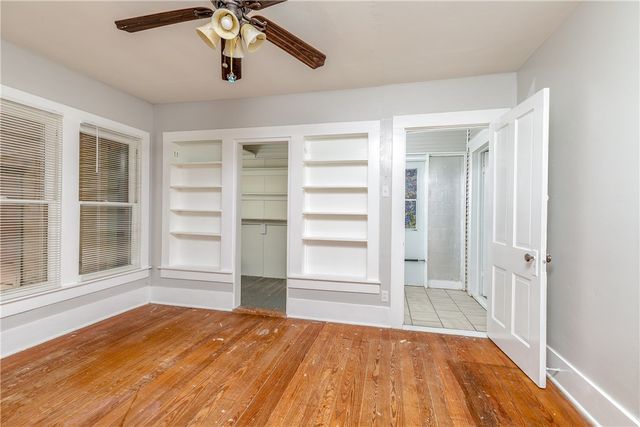 401 Harcourt Street, Weatherford, TX 76086